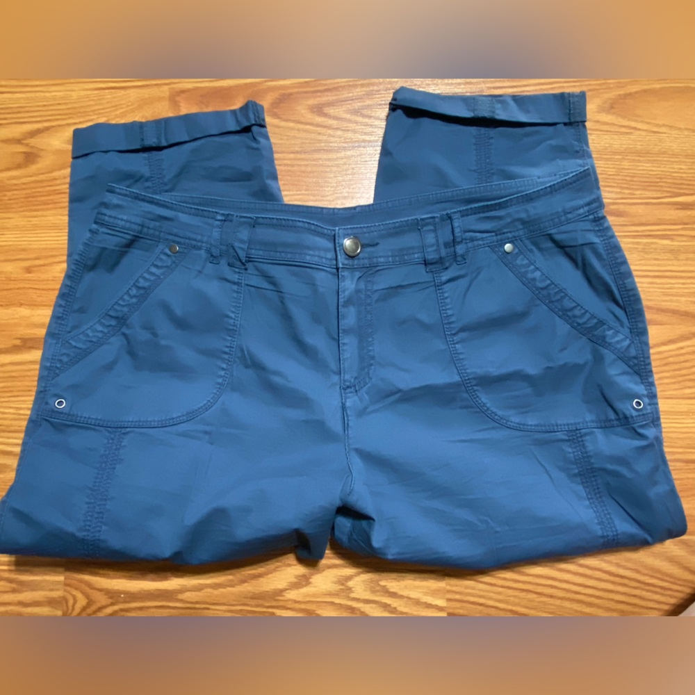 Style & Co. Steel Blue Cargo Capris